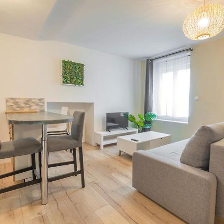 Triplex Cosy Lägenhet Reims Exteriör bild